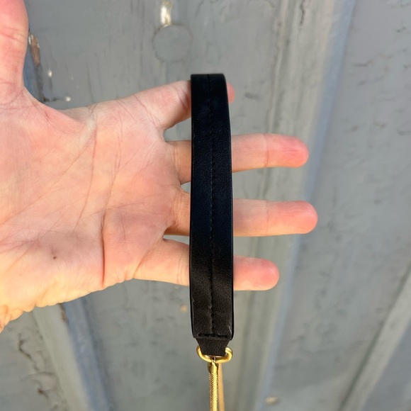 India Hicks Cell Phone Crossbody, 7”x4”x 3/4” - Picture 12 of 12